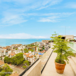 105 Sail View