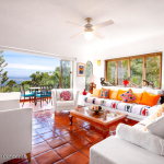 VILLA ALAMANDAS